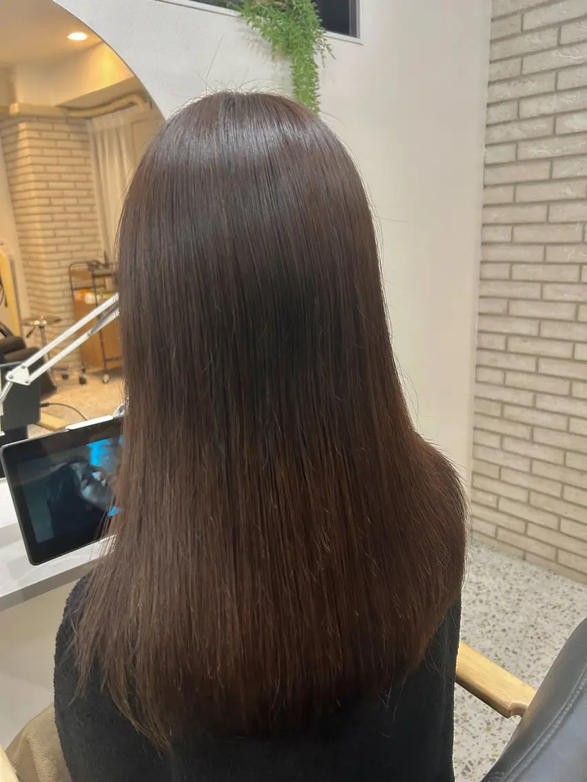 セミロング カラー 透明感カラー 莉々子のヘアスタイル