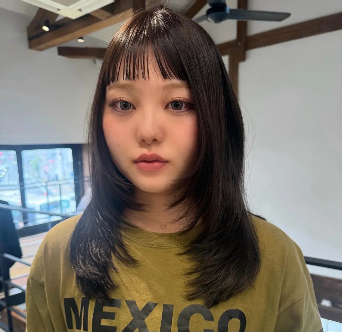 ロング カット ヘアカラー 中村 果乃のヘアスタイル