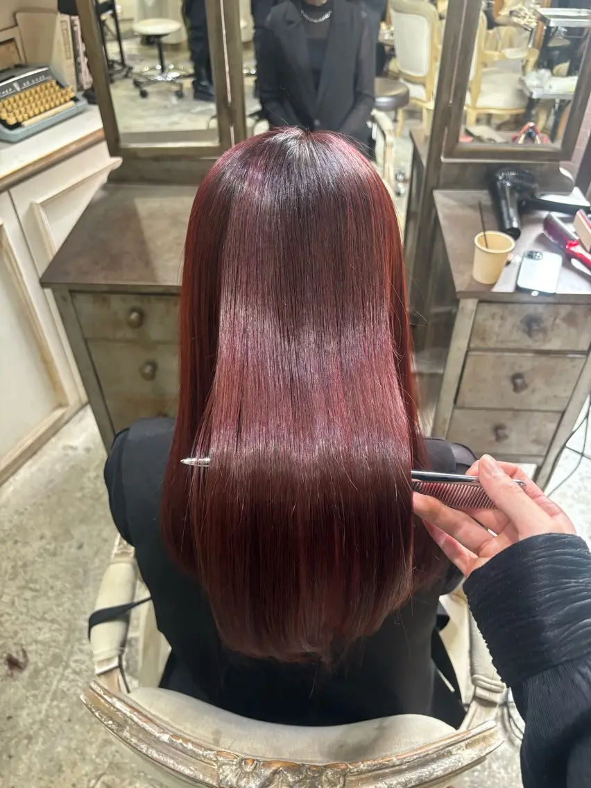 ミディアム 美髪矯正 透明感 カラー⭐️ユウキのヘアスタイル