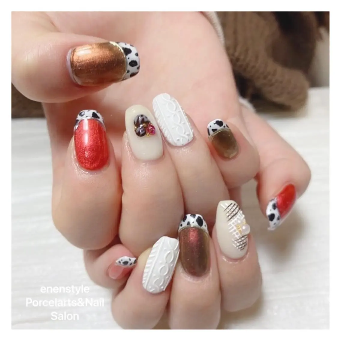 ミディアム ネイル ハンドネイル 🐾enen style 🐾のネイルデザイン