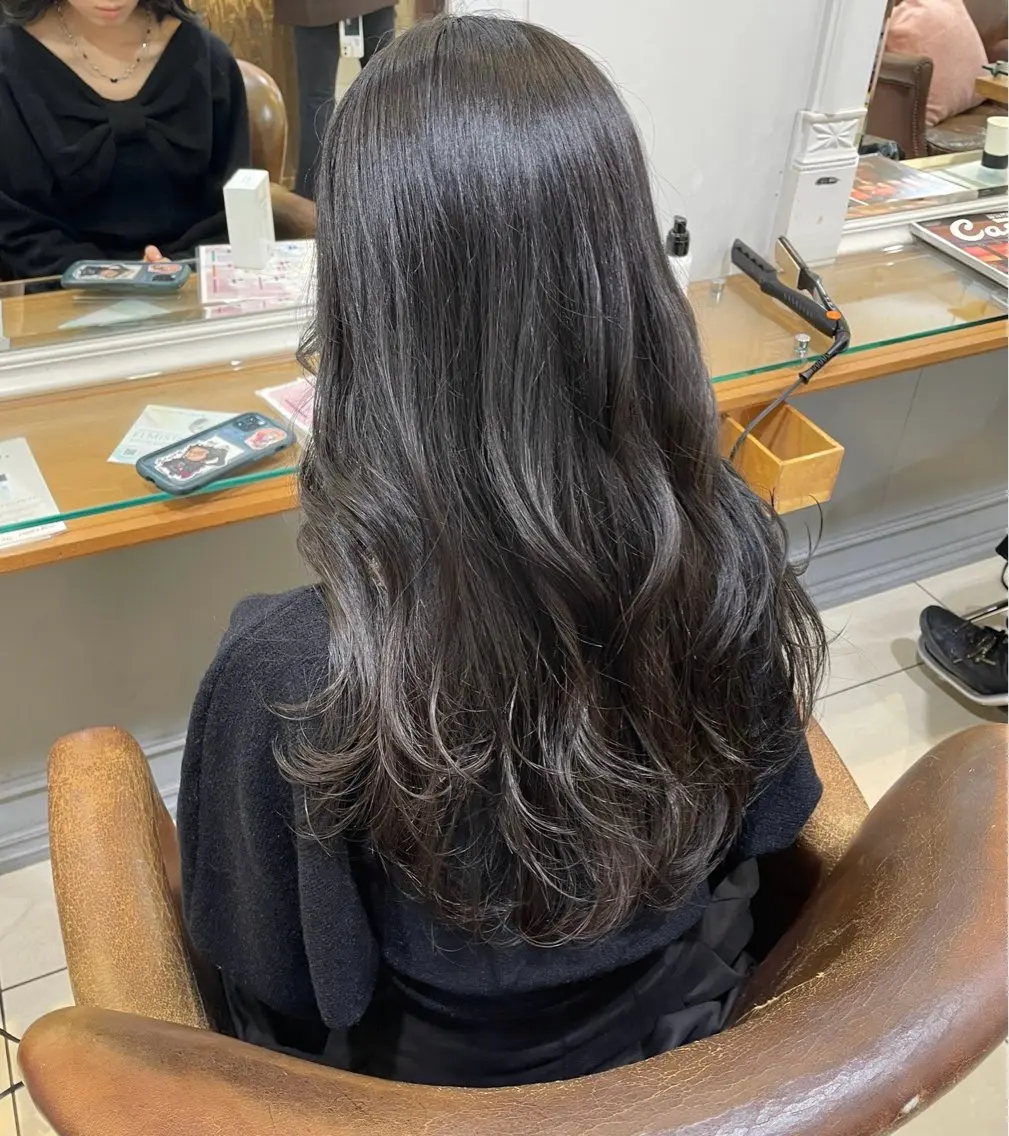 カラー 黒髪 ブリーチ ブリーチなしカラー 🩵ASAHI🐷 モデル募集中のヘアスタイル