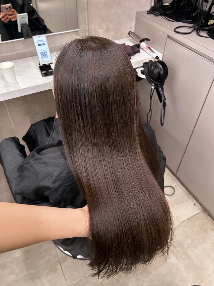 ロング カラー ヘアカラー 🥯縮毛/レイヤー/ ベージュヘア🥯のヘアスタイル