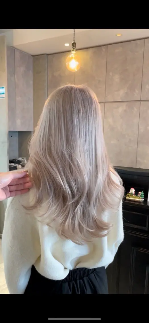 ミディアム カラー パーマ ヘアアレンジ ヘアカラー トリートメント ブリーチカラー🤍 颯馬🐈‍⬛のヘアスタイル