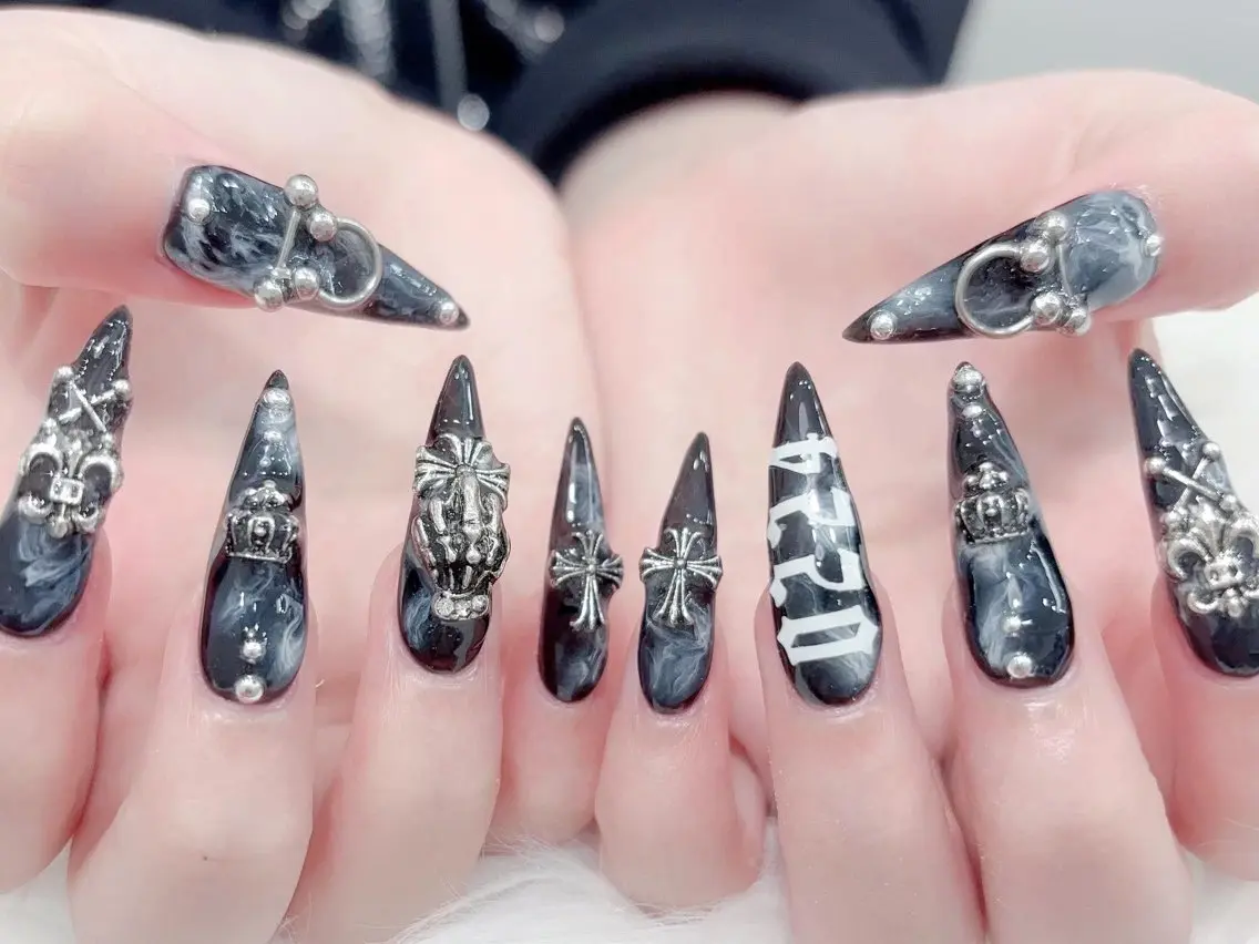 ネイル 長さ出し 韓国ネイル スカルプネイル ワンホンネイル ハンドネイル ハンドケア Akira✨ nailのネイルデザイン