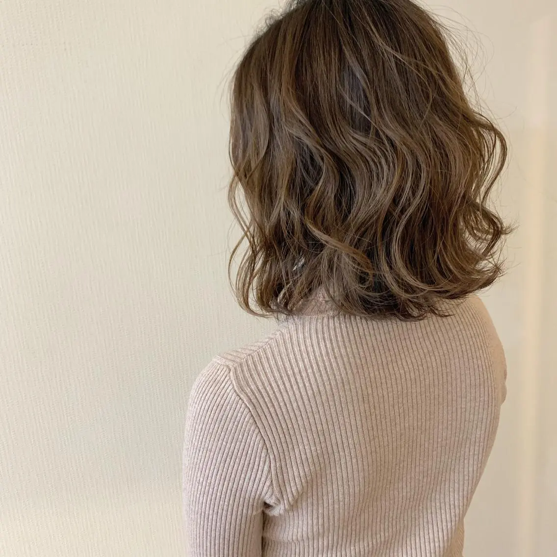 ミディアム カラー ヘアアレンジ ベージュカラー ハイライトカラー ハイライト Aloa透明感ヘア ♡kanami♡のヘアスタイル
