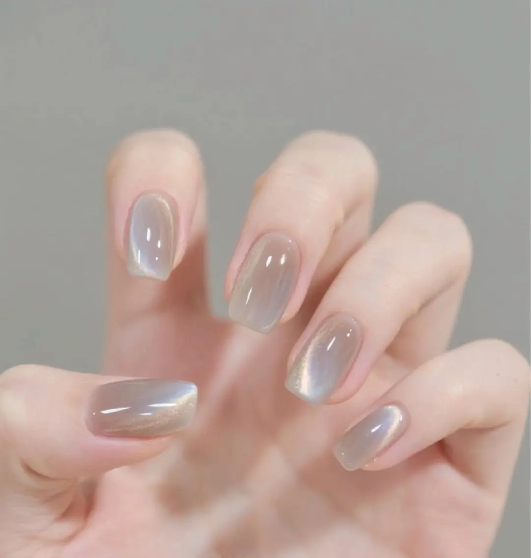 ネイル フレンチネイル ラメ(グリッター) ラメグラデーション マグネットネイル 持ち込み Unicorn Nail原宿表参道のネイルデザイン