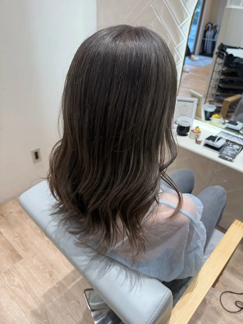 セミロング カラー ヘアカラー ✨武蔵小杉💎カラー 💋YUMENO🩷のヘアスタイル