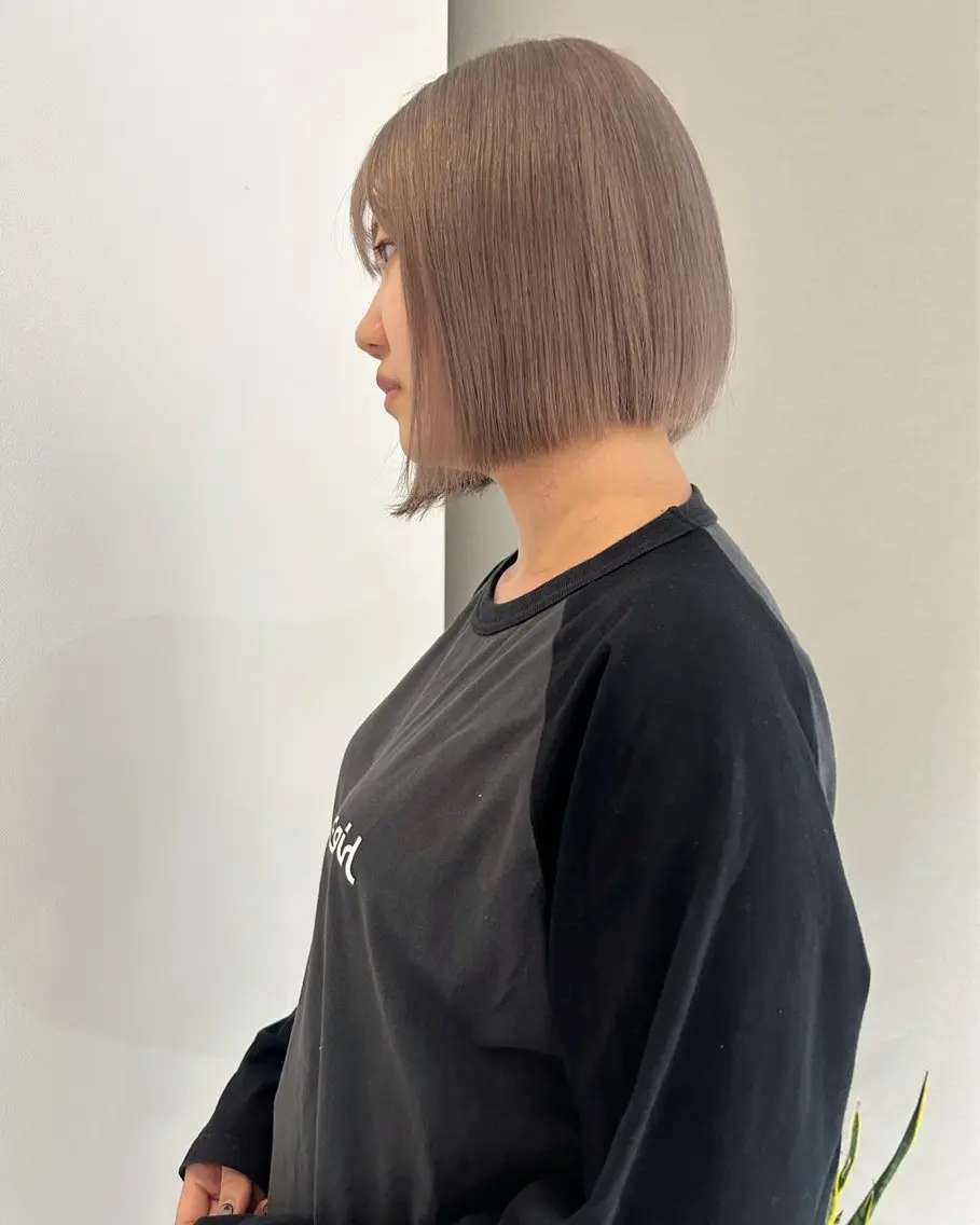 ショート ボブ ボブ/ハイトーン特化 、鯉口勇人のヘアスタイル