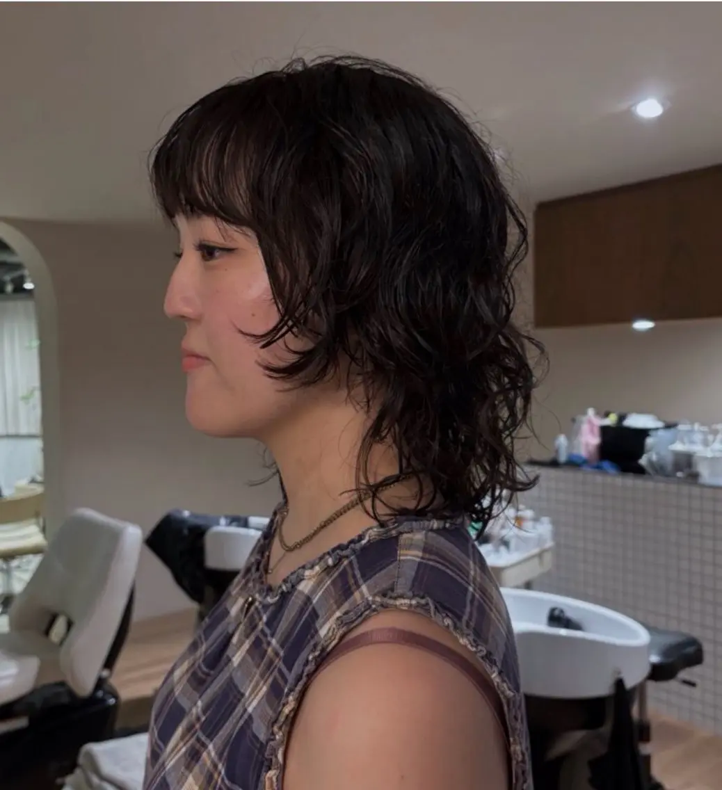 ミディアム パーマ 星 美羽のヘアスタイル