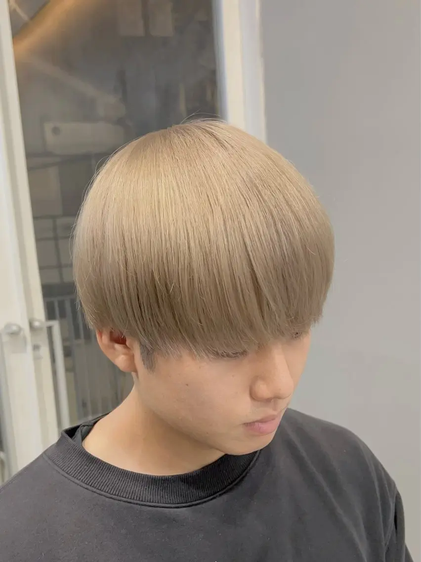 カラー メンズ ヘアカラー トリートメント ヘッドスパ ヘアセット 🫧艶ダブルカラー ブリーチ🫧トモヤのヘアスタイル