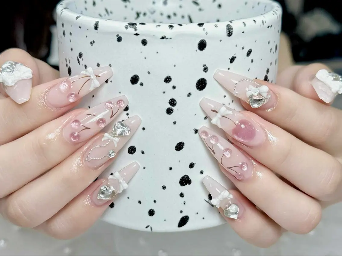 ネイル ハンドネイル Nova Nailのネイルデザイン