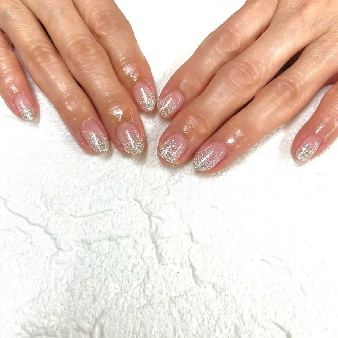 バンドオンのみラメグラデーション💅🏻✨️の写真