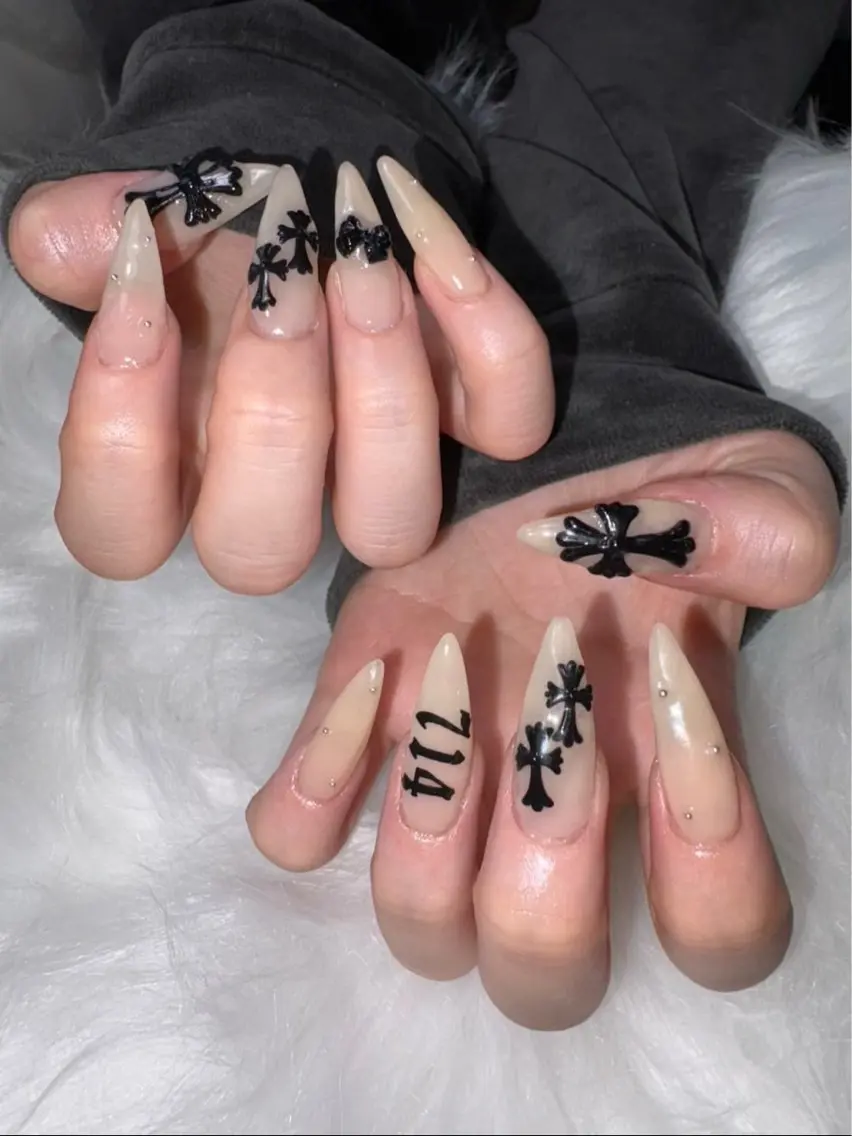ネイル ロングネイル シンプルネイル 田川ネイル 17nailのネイルデザイン
