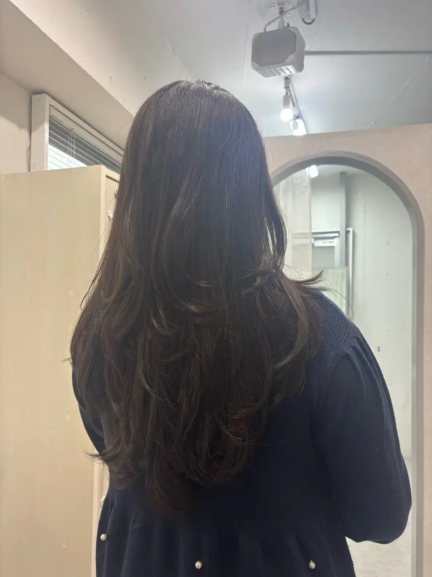 ロング ヘアカラー トリートメント ヘアセット ♡⃛₊暗髪艶カラー /レイヤー♡⃛にこのヘアスタイル