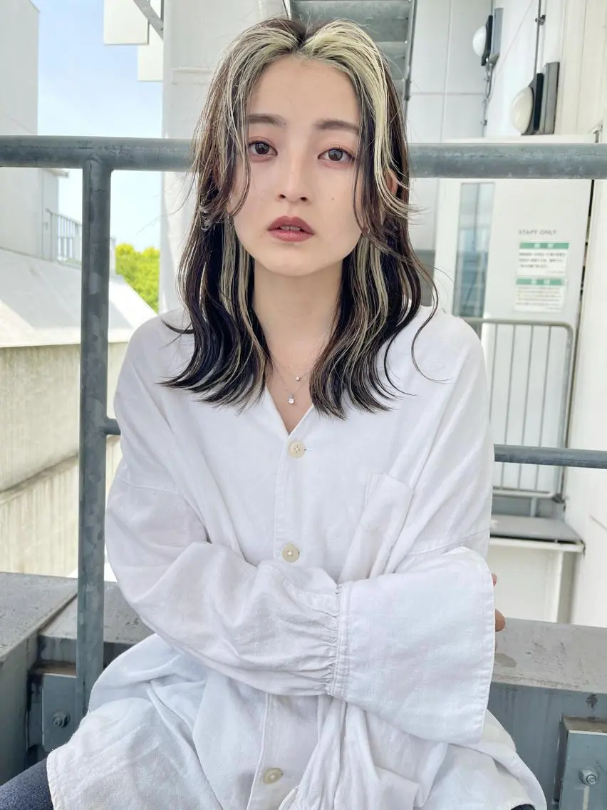 ハイライト+カラー+2stepトリートメント【ブリーチ1回込】 (バレイヤージュ、ケアブリーチは+3300円)の写真