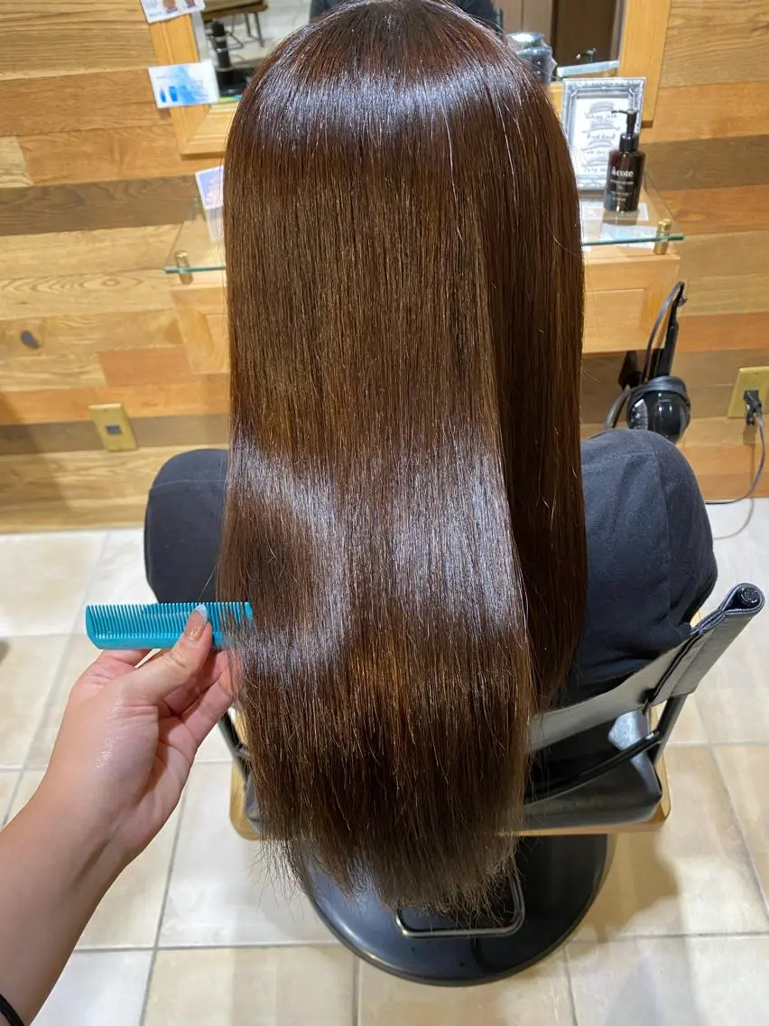 うる艶美髪矯正✨️〈トリートメント込〉の写真