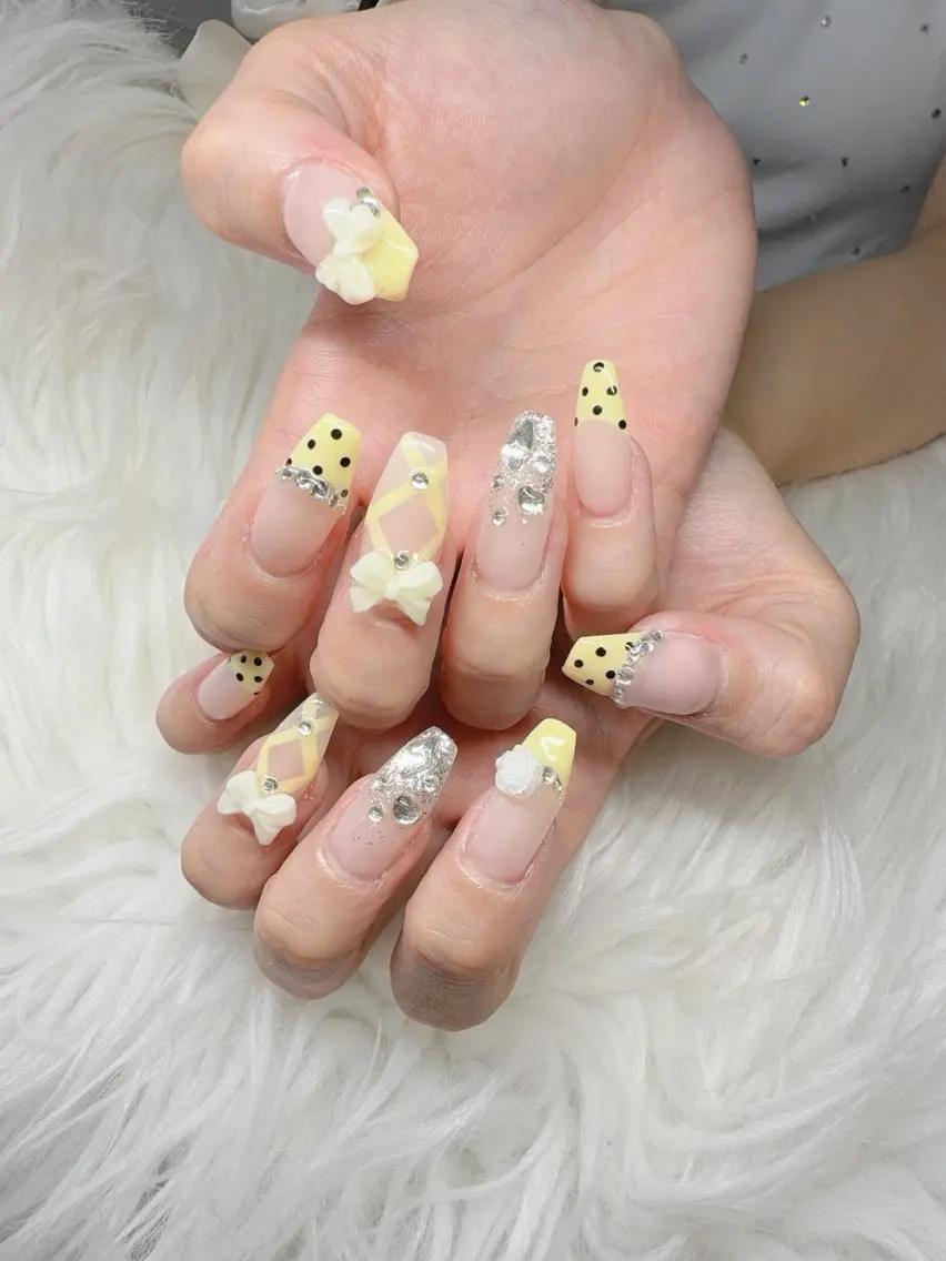 ネイル Lee Nailsのネイルデザイン