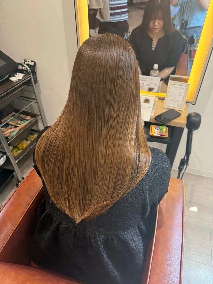 ロング カット 縮毛矯正 トリートメント りか/透明感カラー/ レイヤーカットのヘアスタイル