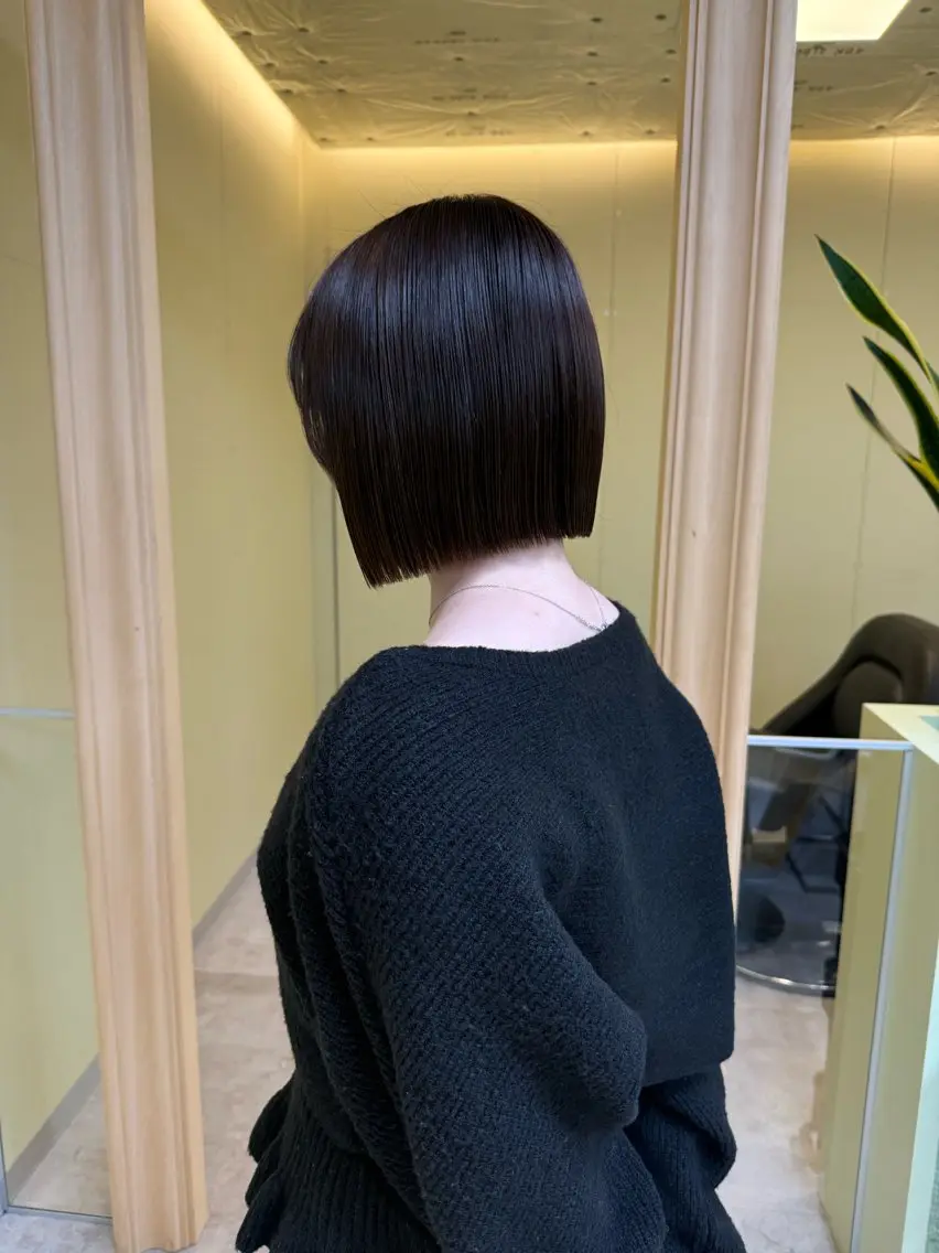 ショート カラー カット ヘアカラー トリートメント 伶風/ ボブのヘアスタイル