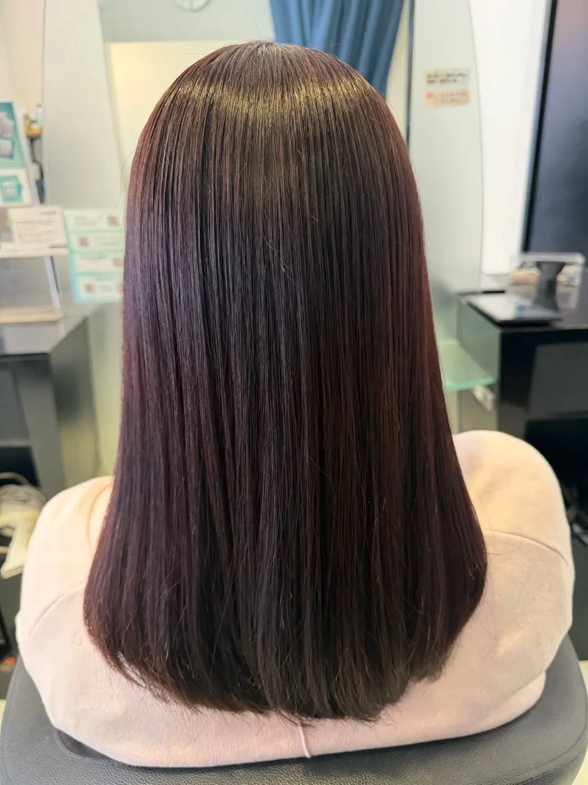 セミロング カラー カット 縮毛矯正 💜saki 💜のヘアスタイル