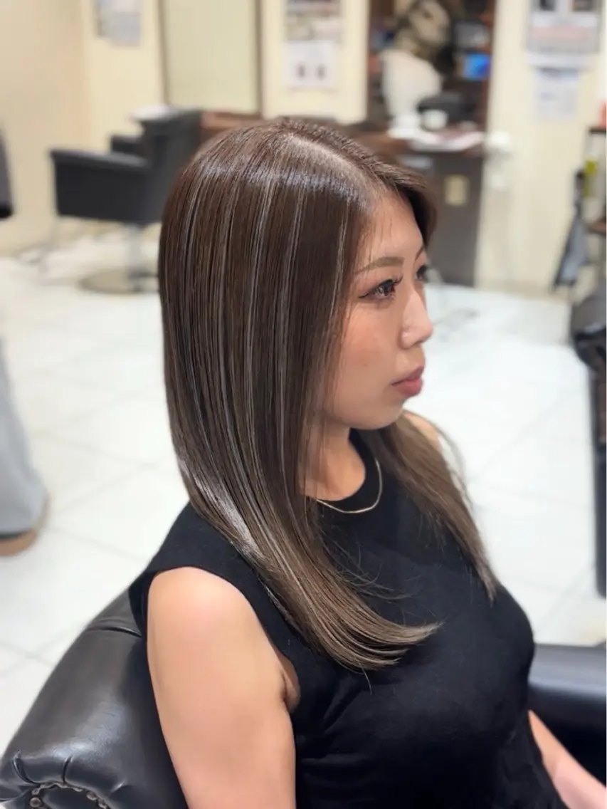 カラー ハイライトカラー ヘアカラー 小野 友暉のヘアスタイル