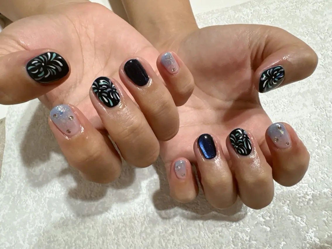 ネイル フットネイル ジェルネイル パラジェル 夏ネイル ワンホンネイル kikinail 溝の口のネイルデザイン