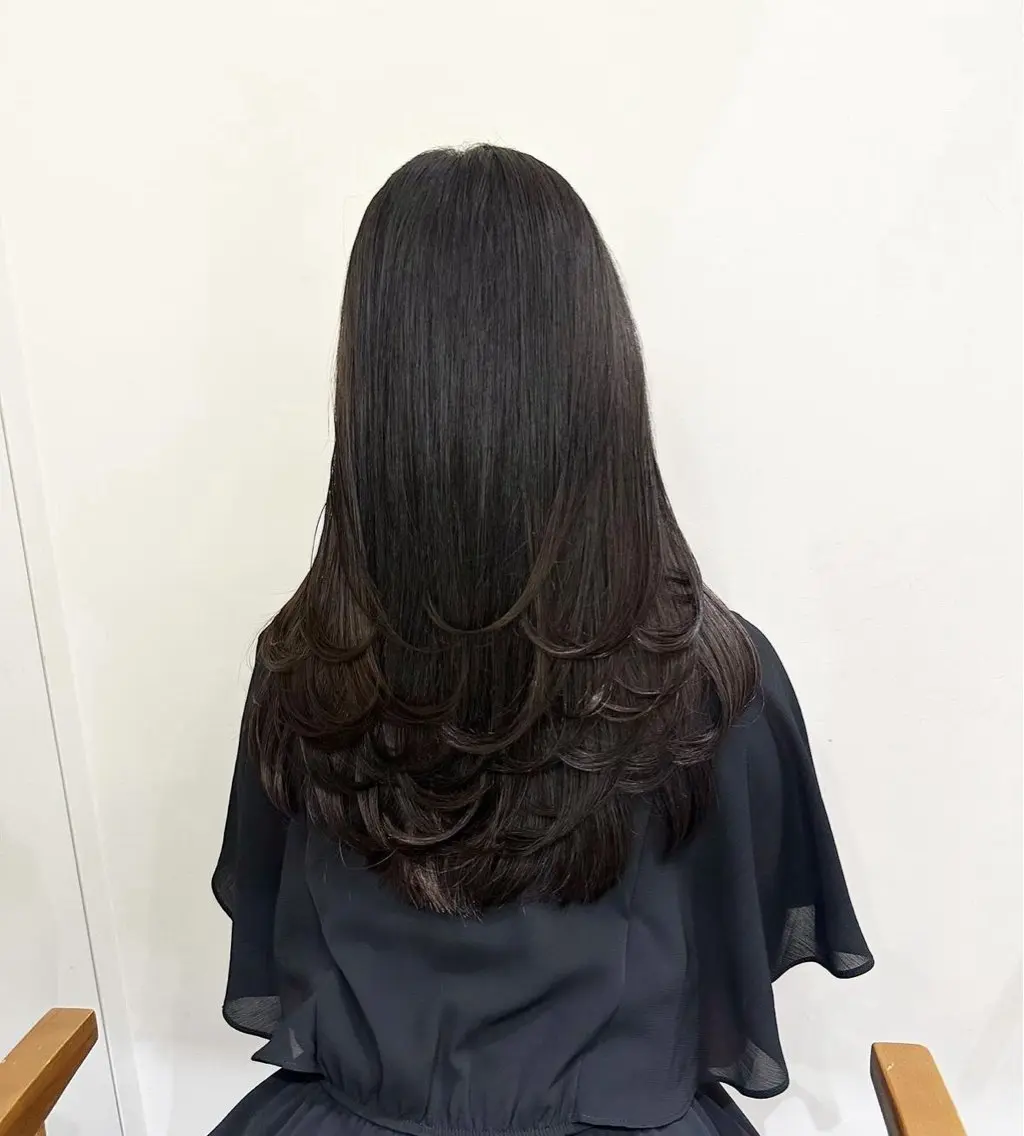 ロング カラー グレージュ ヘアカラー ぱつっとボブ/透明感 カラー/Ayakaのヘアスタイル