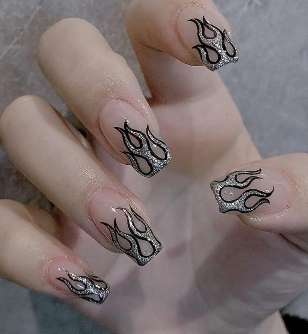 ネイル フレンチネイル ジェルネイル ガラスフレンチ ハロウィン ハート H.baby Nail Salonのネイルデザイン