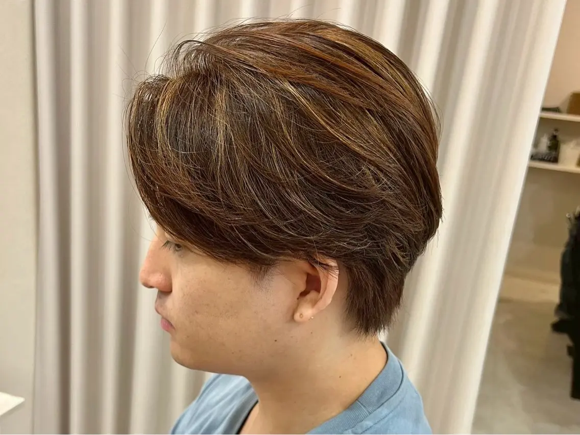 カラー メンズ 大谷 真央のヘアスタイル