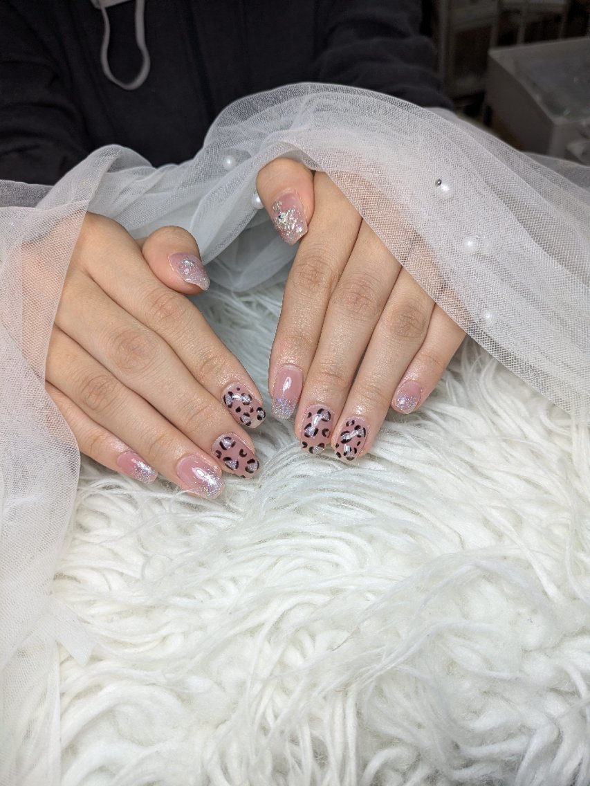 ネイル Queen Nail 研修生のネイルデザイン