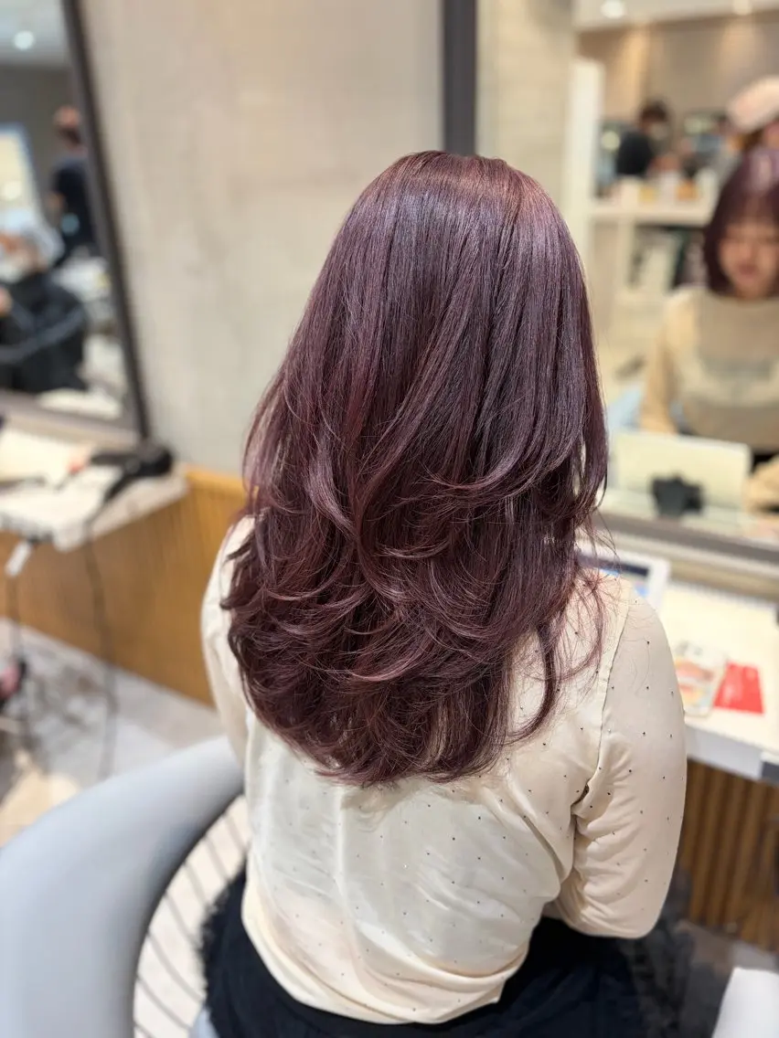 セミロング カラー カット ヘアカラー トリートメント 美髪矯正/レイヤー 赤み消し/はるかのヘアスタイル