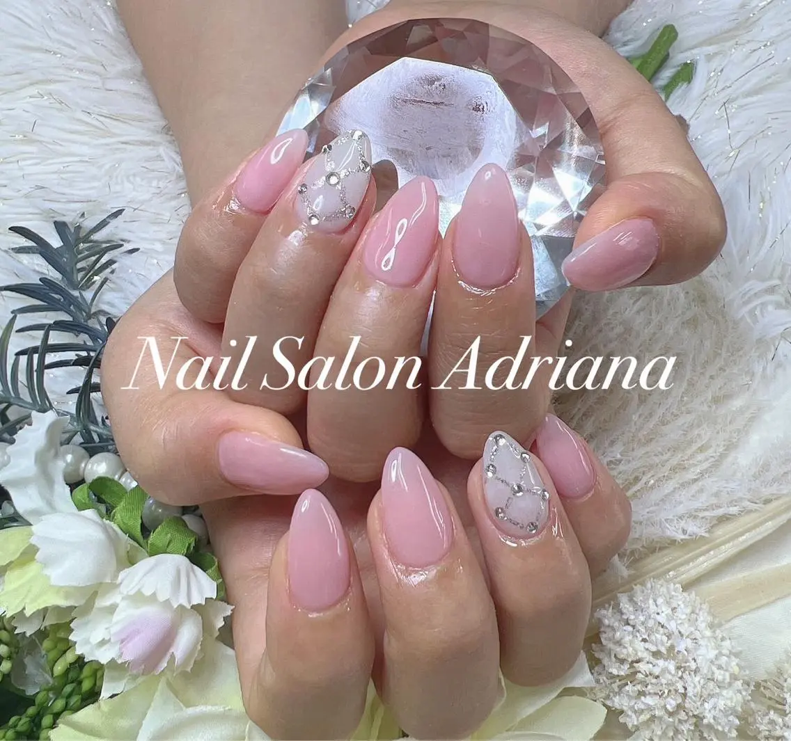 ネイル ADRIANA 大久保駅前徒歩2分のネイルデザイン