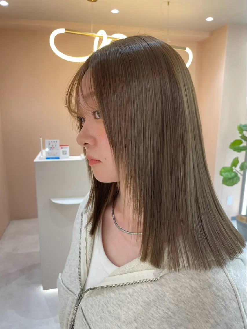 ミディアム カラー ボブ美容師💛 AYUMIのヘアスタイル