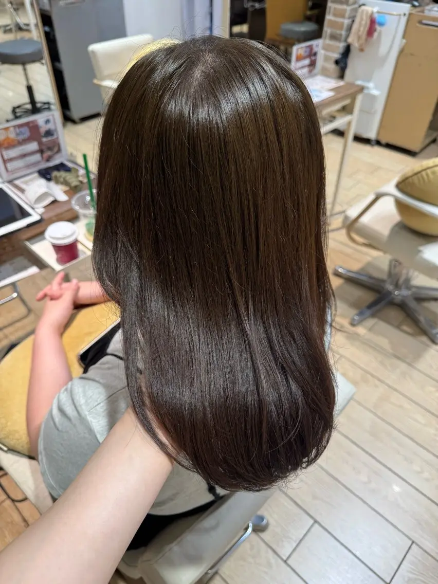 セミロング カラー ななほ⌇レイヤー カット⌇カラー🫧のヘアスタイル