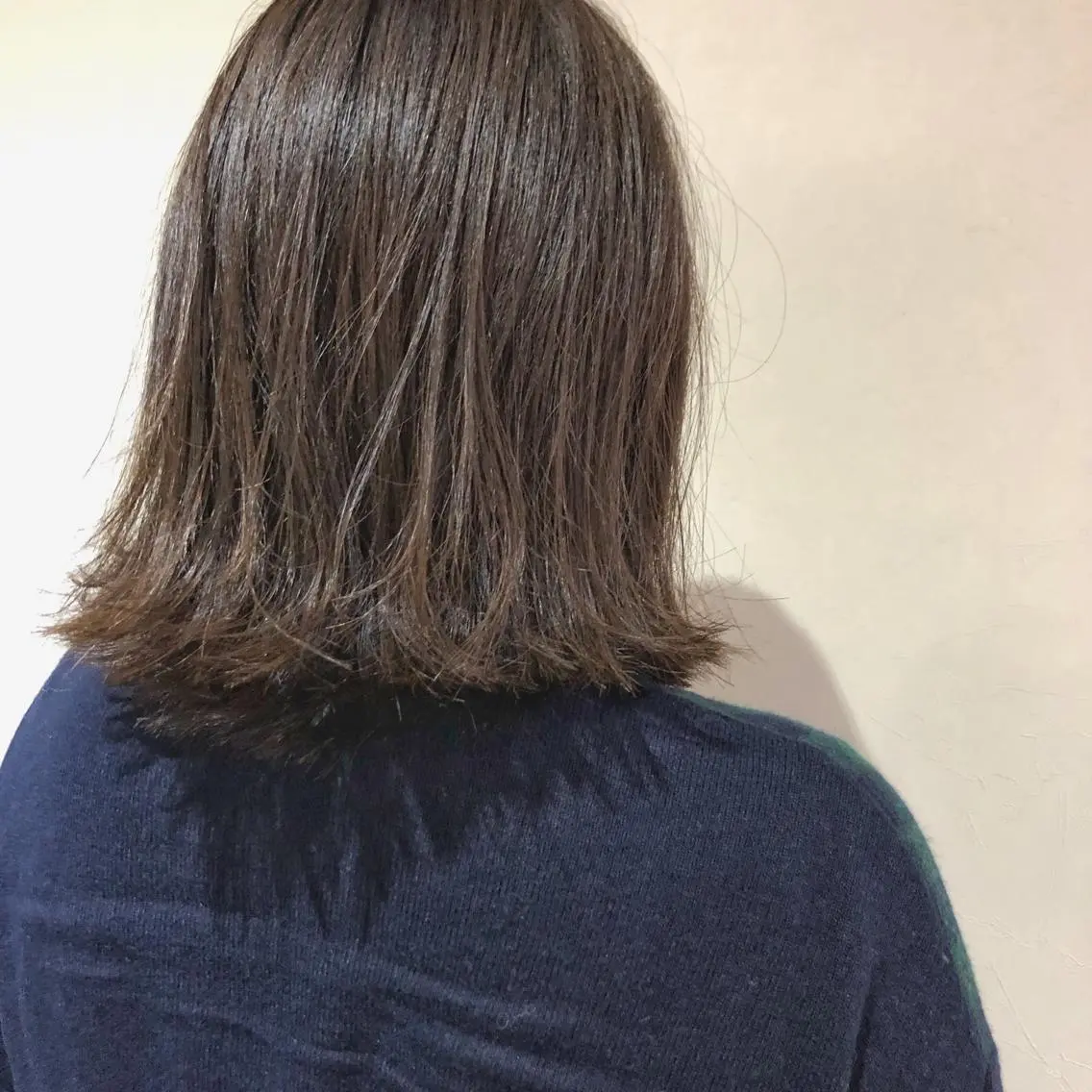 ミディアム カラー アッシュ オリーブアッシュ ボブ 外ハネヘア ヘアカラー トリートメント パーマ/透明感カラー /ボブ/吉田一生のヘアスタイル