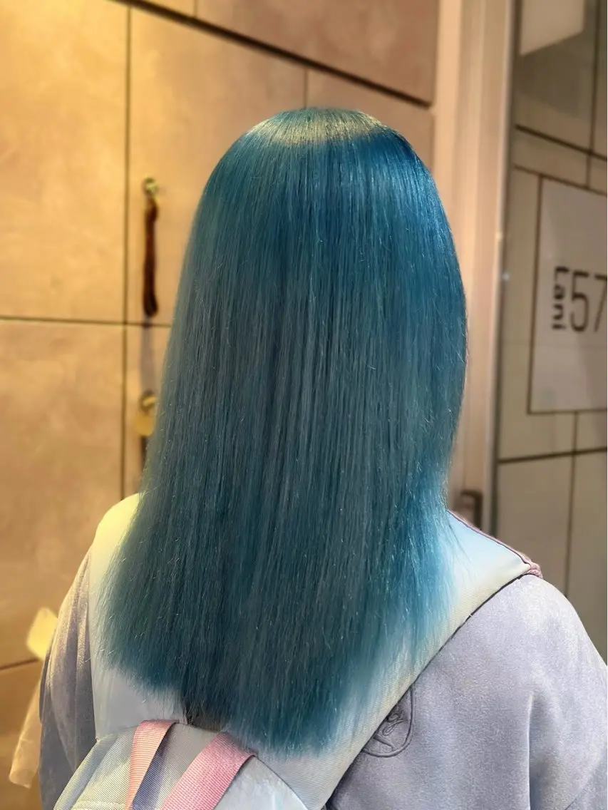 ミディアム カラー 🎀ハイトーン・艶 カラー HANA🎀のヘアスタイル