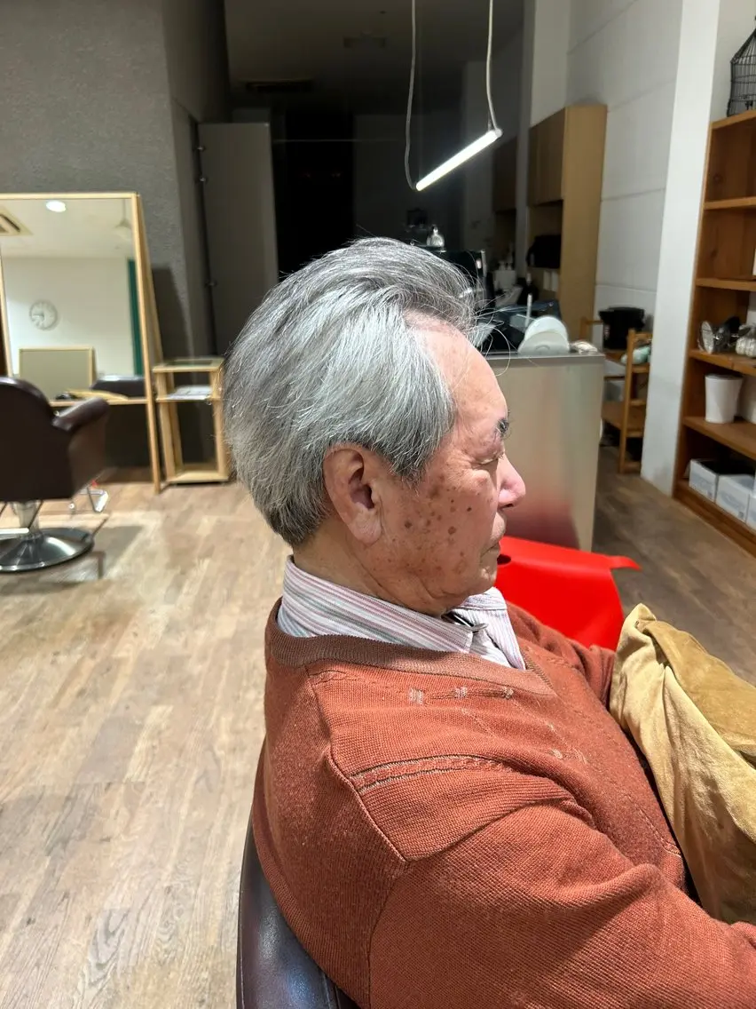 メンズ 伊藤 由華のヘアスタイル