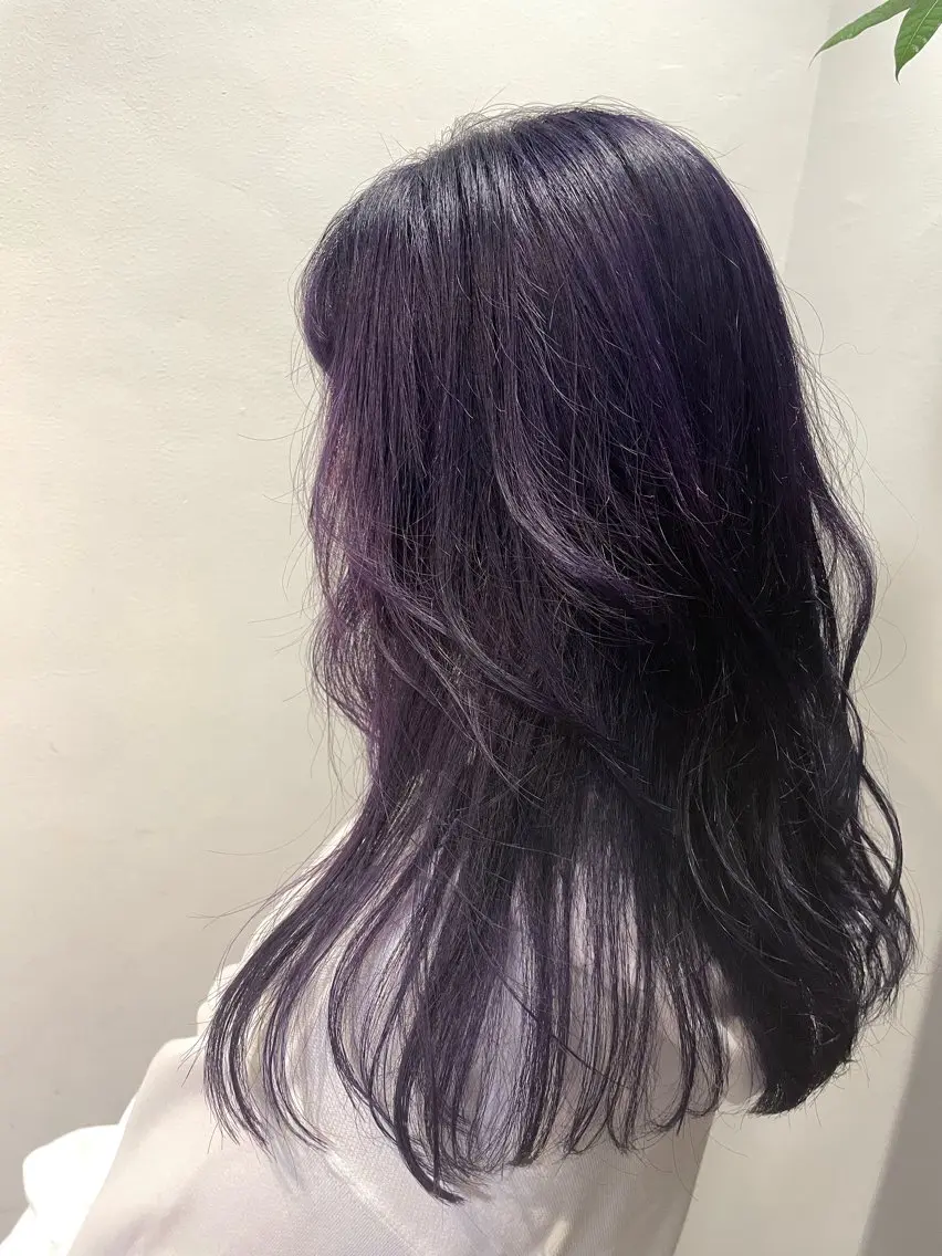 セミロング カラー ラベンダーカラー シルバー 透け感カラー/ SUのヘアスタイル