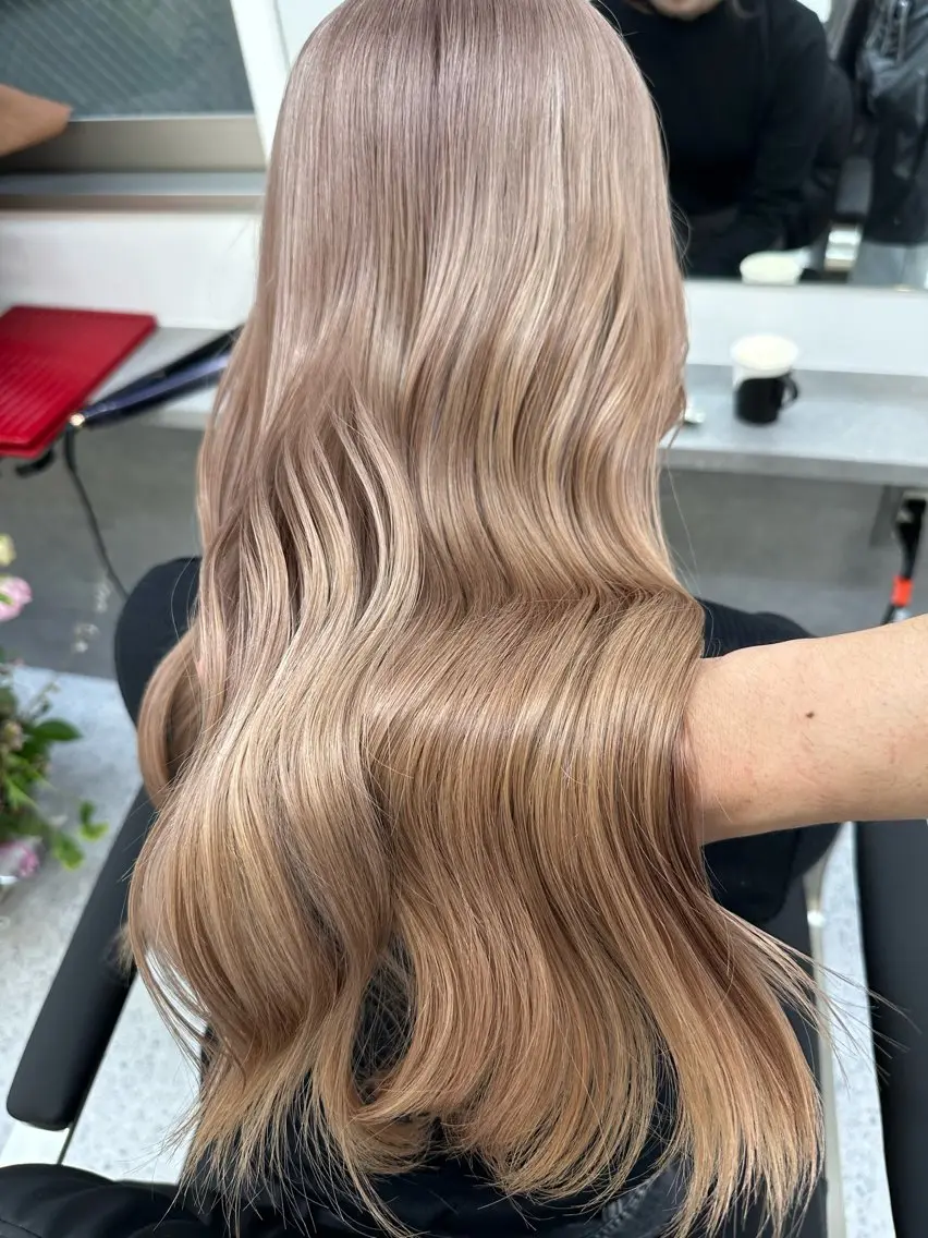ロング カラー ヘアアレンジ ヘアカラー トリートメント 久米 治仁のヘアスタイル