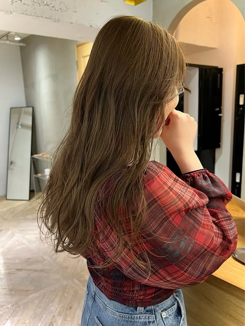 ロング カット ヘアカラー トリートメント 似合わせレイヤー ＆縮毛矯正のヘアスタイル