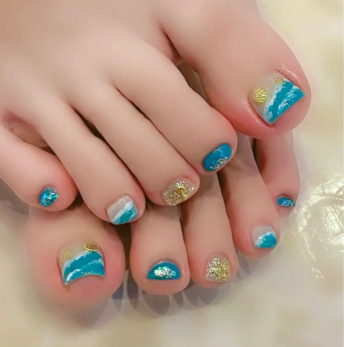 ネイル 持ち込み 夏ネイル フットネイル Narumi nailのネイルデザイン
