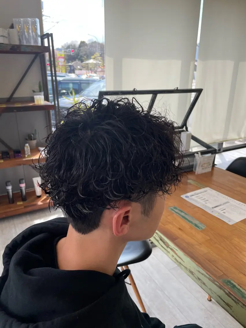 メンズ カトウ ジュンヤのヘアスタイル