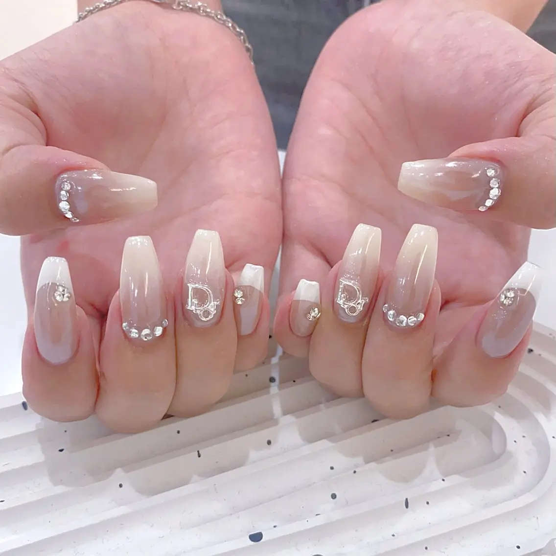 ネイル FLY Nail Salonのネイルデザイン