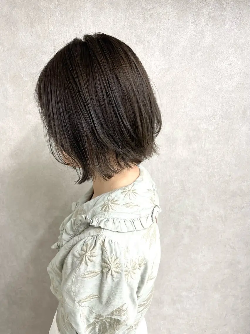 ミディアム ボブレイヤー ボブ レイヤーカット 一戸 亮祐のヘアスタイル
