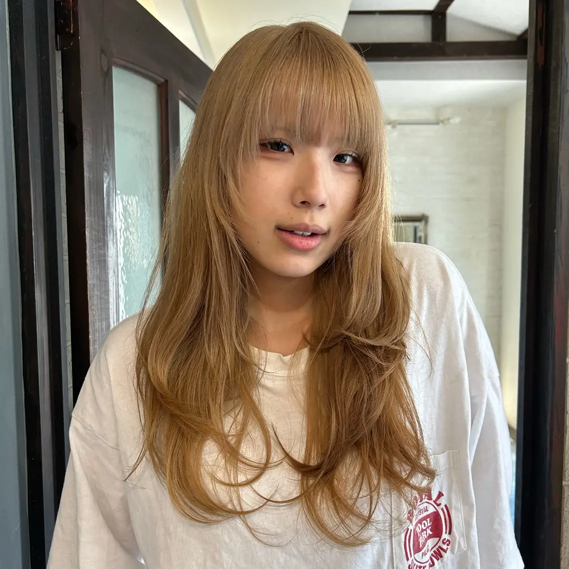 ロング ヘアカラー カリン/ ザクザクレイヤー🪽のヘアスタイル