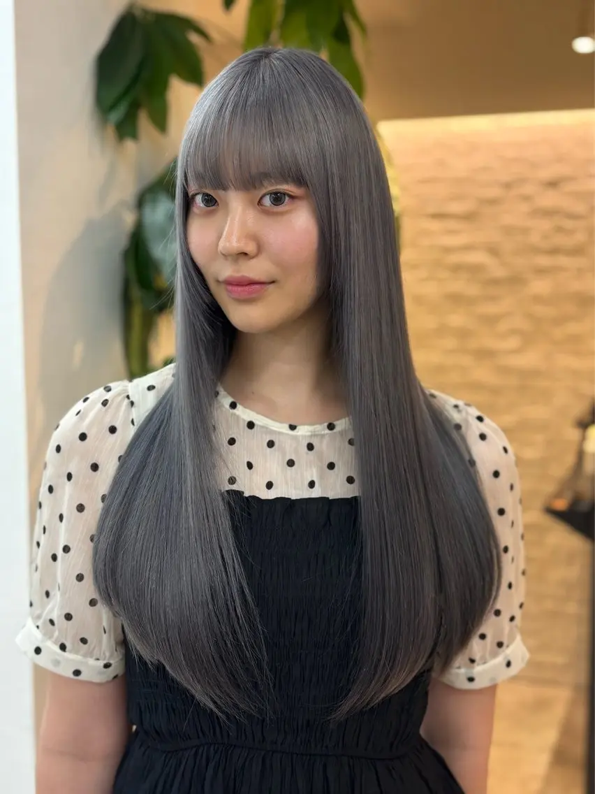 ロング カラー ヘアカラー トリートメント Viot 銀座 樋口 桃佳のヘアスタイル