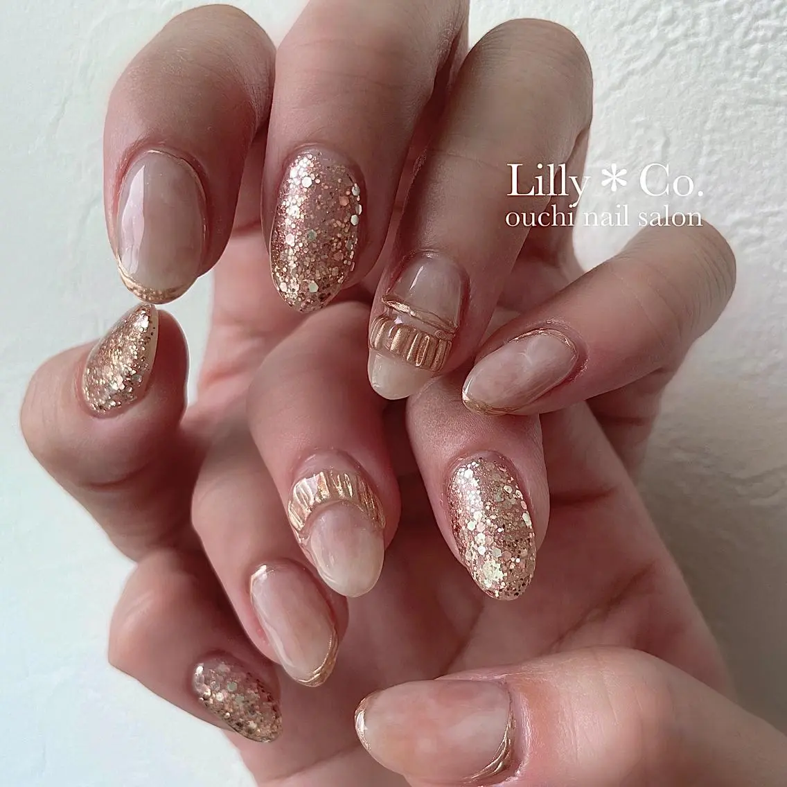 ネイル ニュアンスネイル ホワイト ハンドネイル ハンドケア Lilly Co.のネイルデザイン