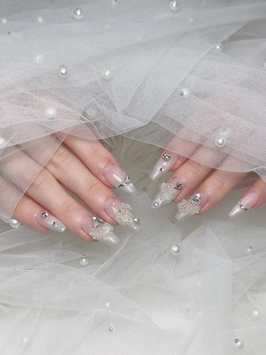 ネイル ハンドネイル ENsalon akiのネイルデザイン