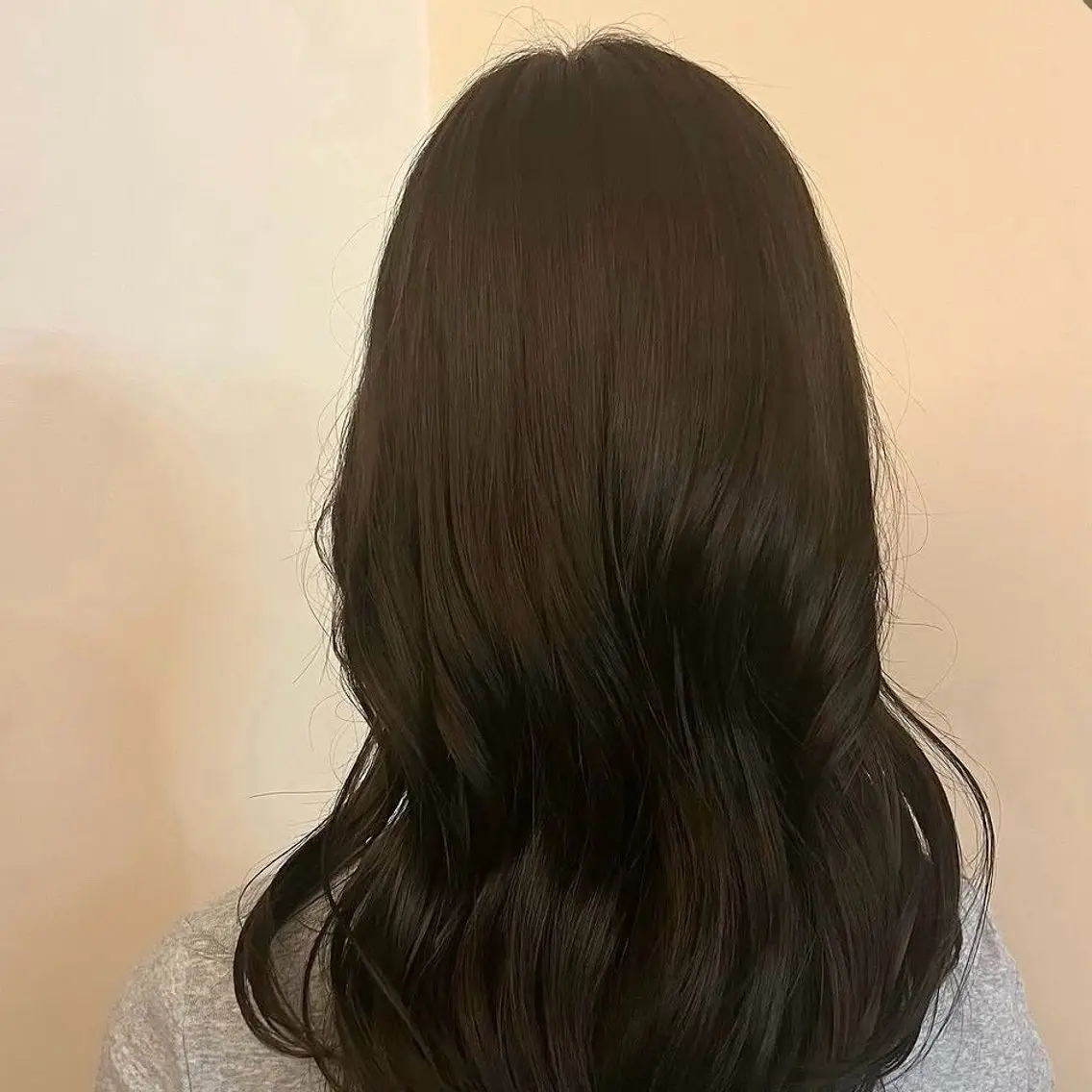 カラー ヘアカラー 塚原 怜音のヘアスタイル