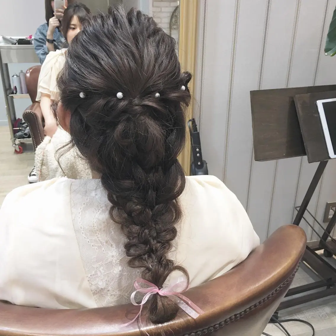 ロング カラー ヘアアレンジ 鈴木 麻希のヘアスタイル